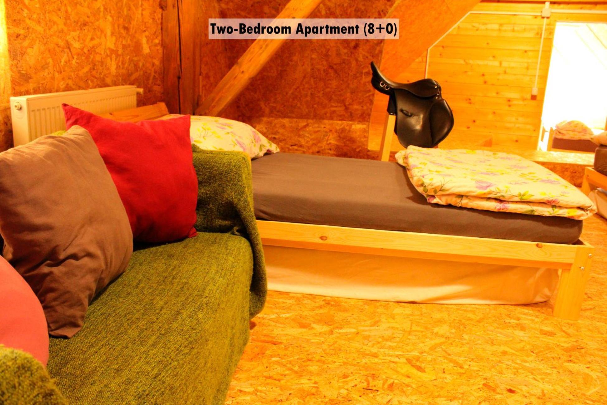Apartments Farm House Uric جيسينيس المظهر الخارجي الصورة