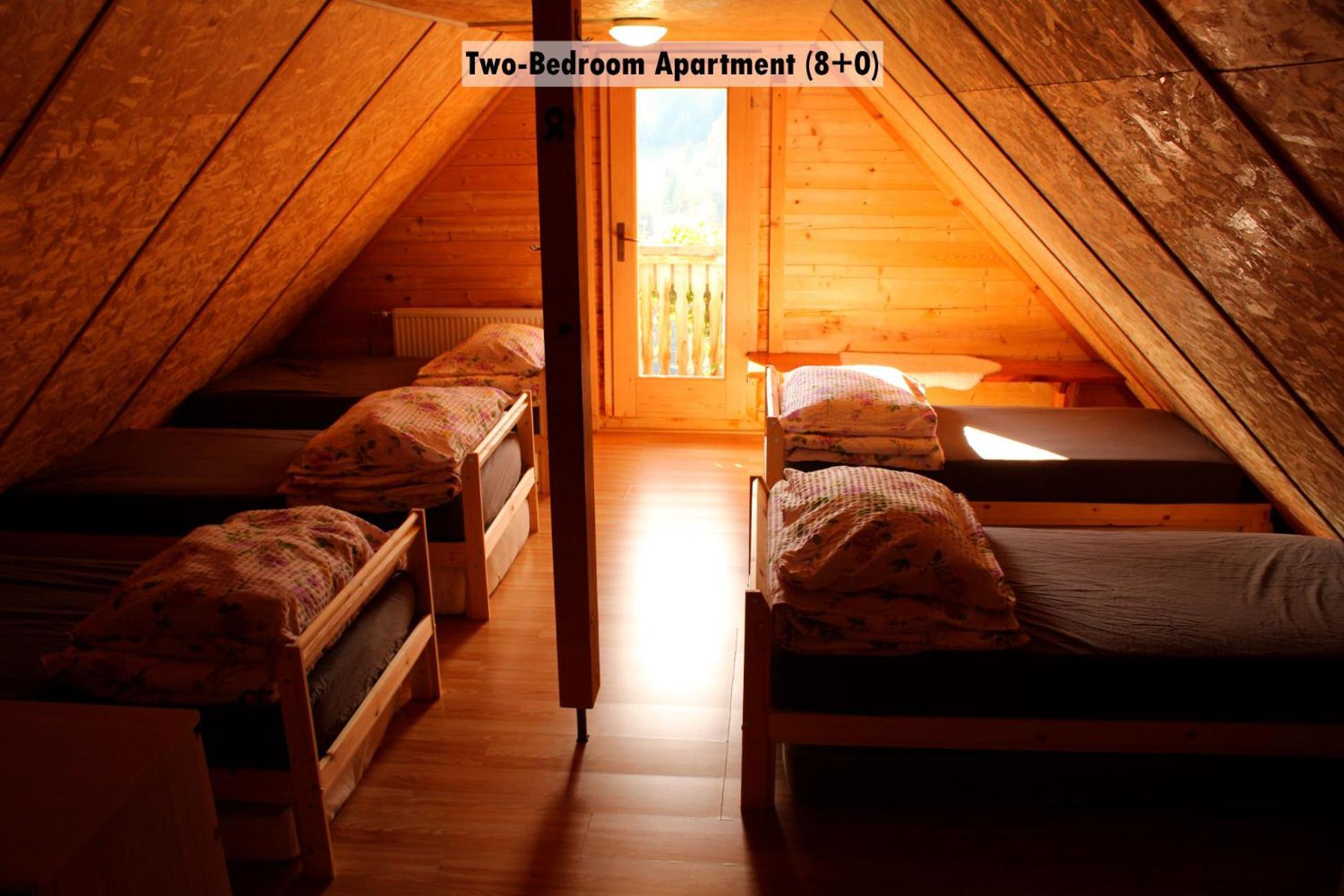 Apartments Farm House Uric جيسينيس المظهر الخارجي الصورة