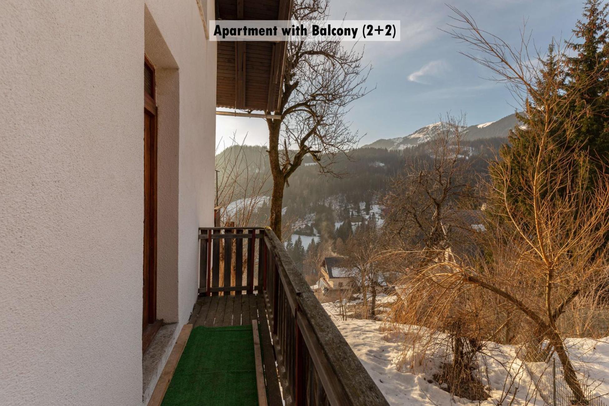 Apartments Farm House Uric جيسينيس المظهر الخارجي الصورة