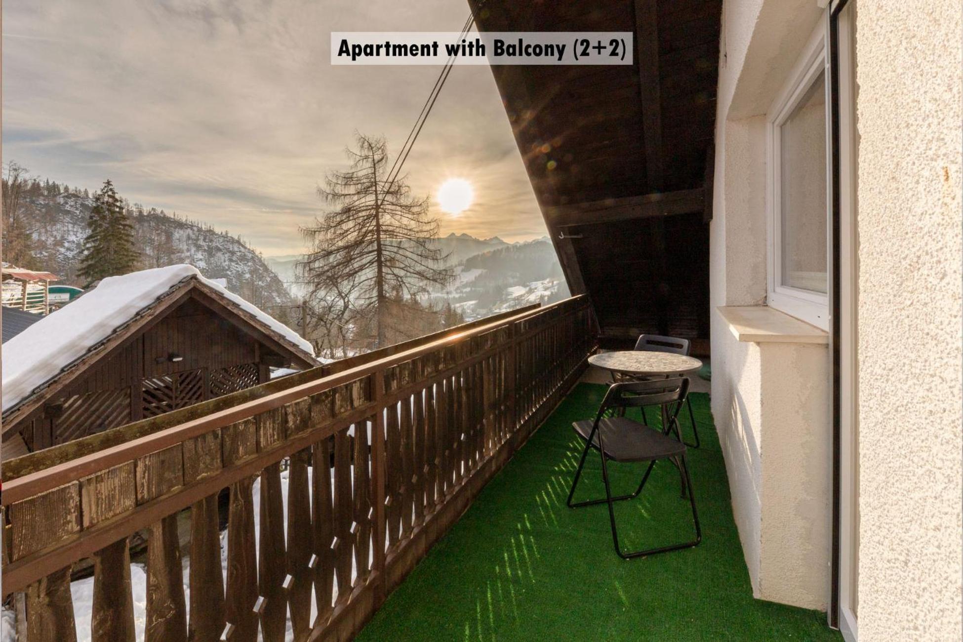 Apartments Farm House Uric جيسينيس المظهر الخارجي الصورة