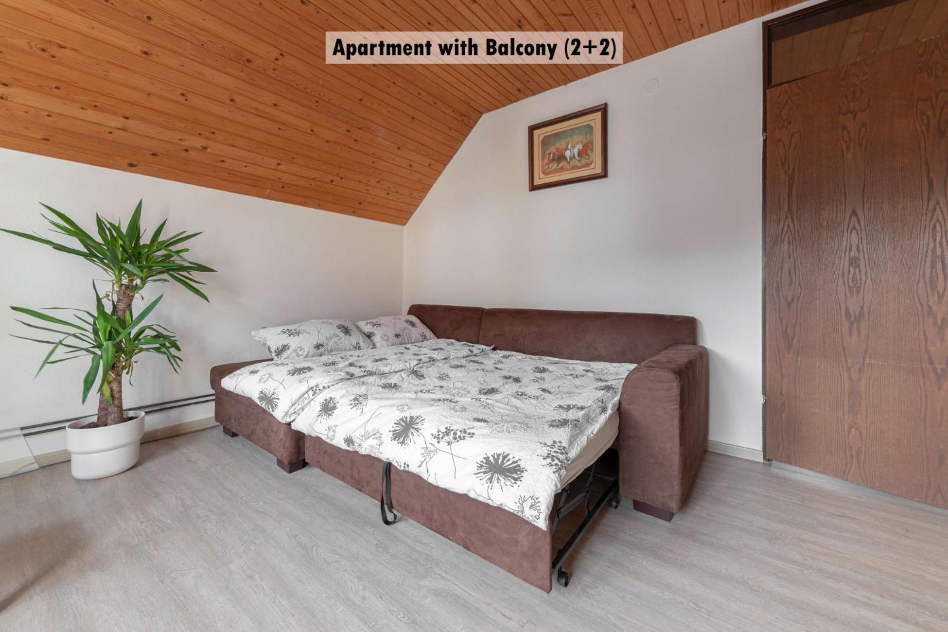 Apartments Farm House Uric جيسينيس المظهر الخارجي الصورة